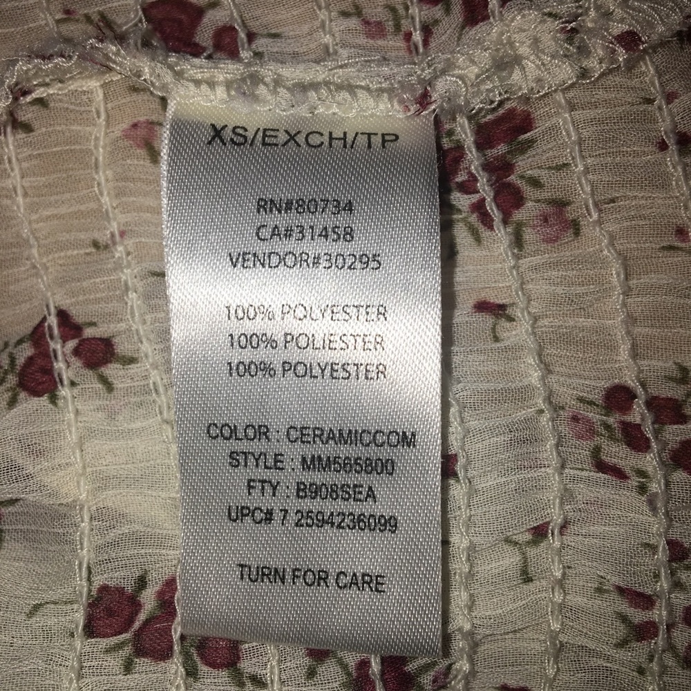 Floral Ruffle Top - Picture 6 of 7